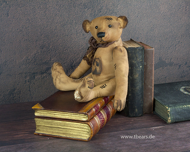 artist bear in antique style