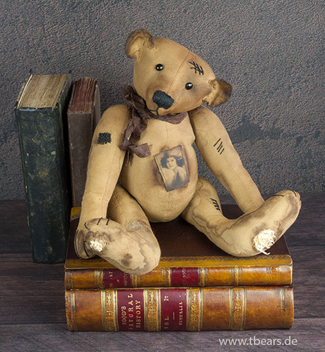 vintage style bear